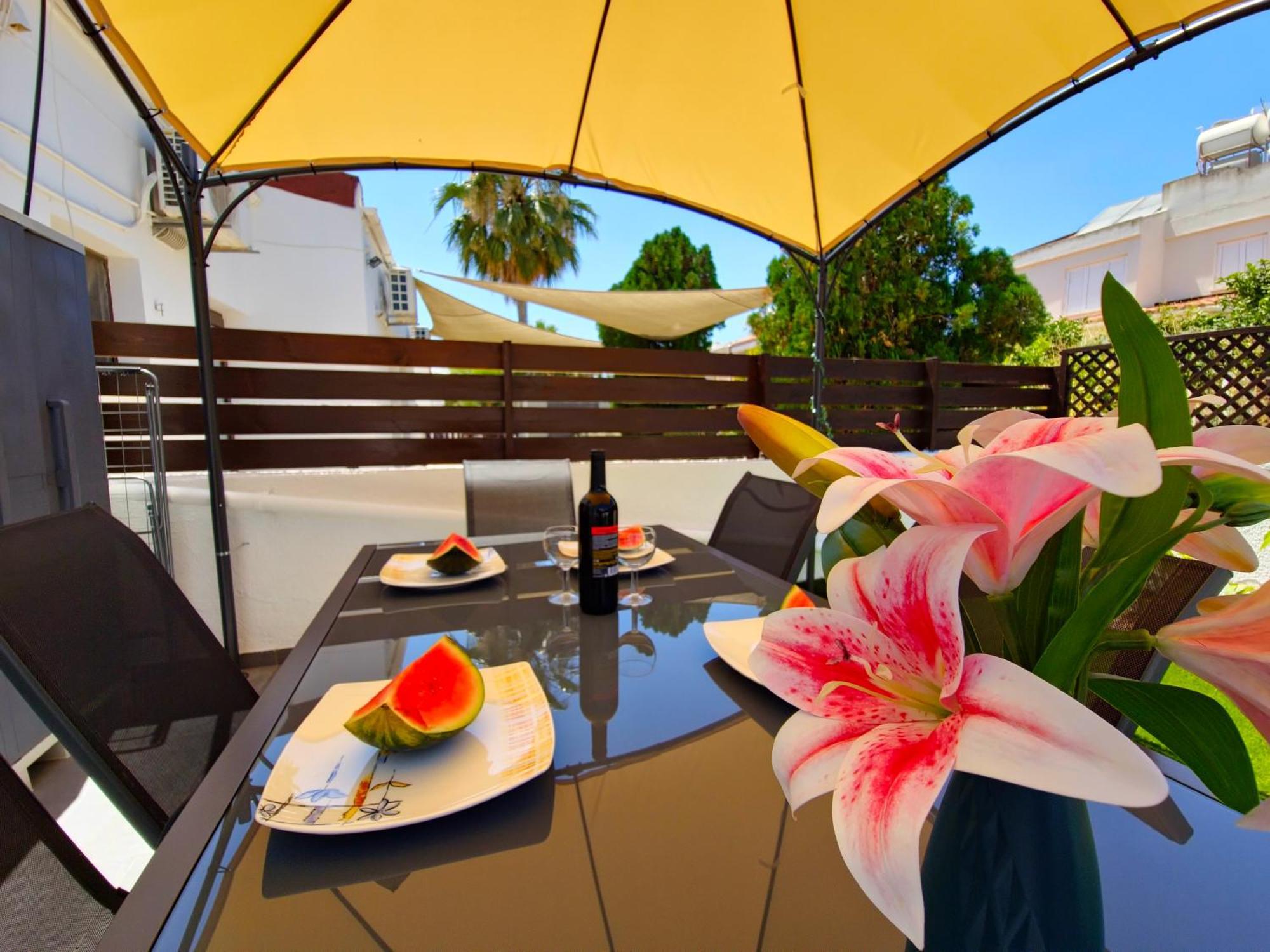 Oroklini Star 200Metres From The Sandy Beach Larnaca Ngoại thất bức ảnh