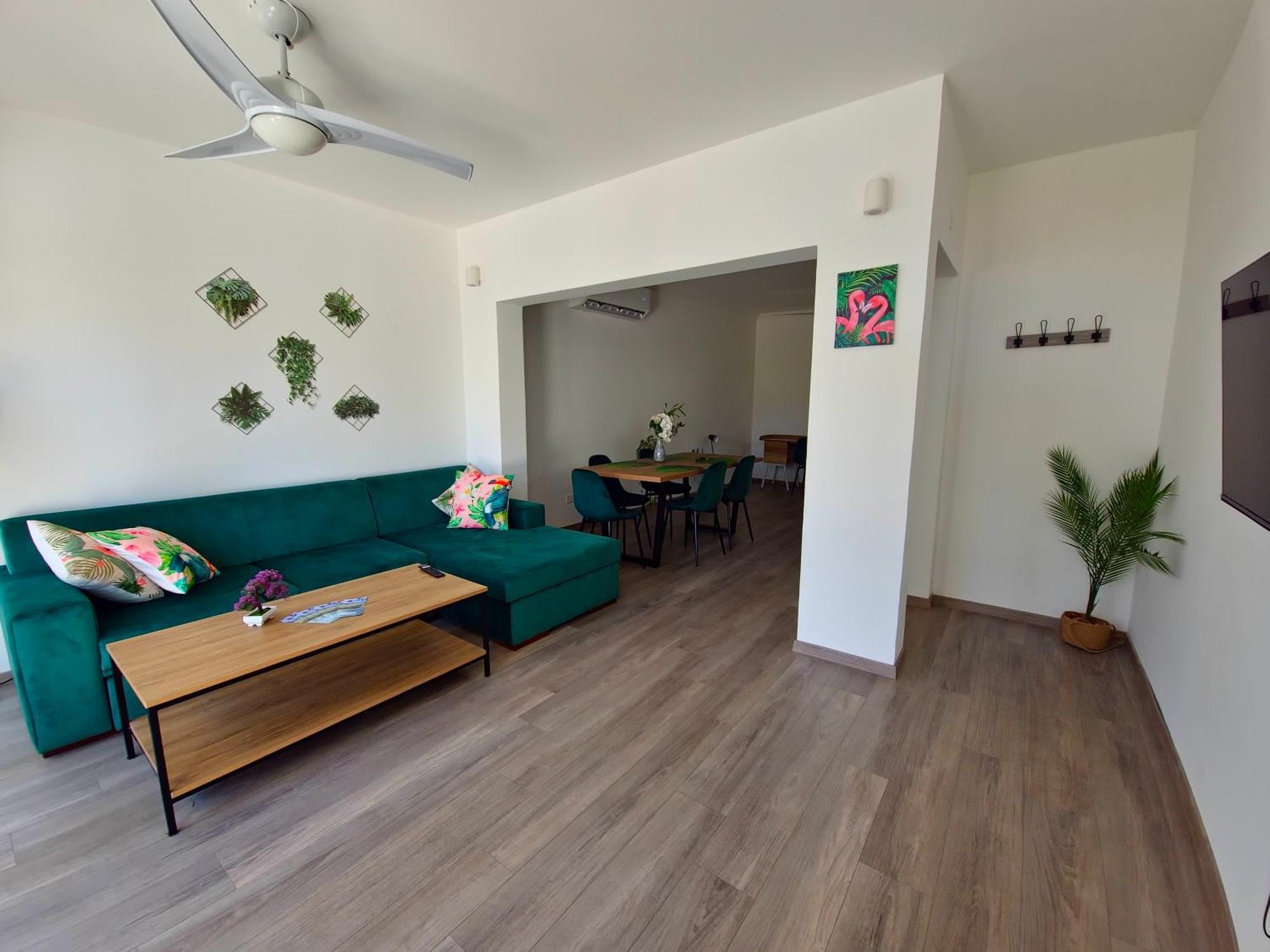 Oroklini Star 200Metres From The Sandy Beach Larnaca Ngoại thất bức ảnh